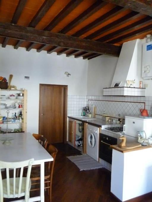 פירנצה Romantic Apt In San Frediano מראה חיצוני תמונה